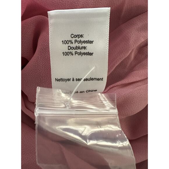 ASTR The Label Sleeveless Crewneck Satin Cropped Blouse Size Small Pink - Picture 7 of 7